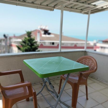 Gueler Central Apartment Трабзон Екстериор снимка
