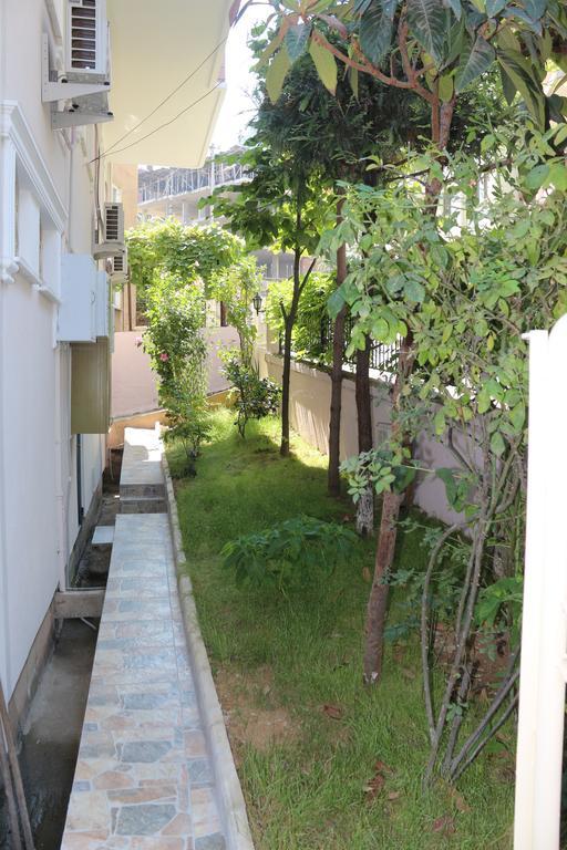 Gueler Central Apartment Трабзон Екстериор снимка