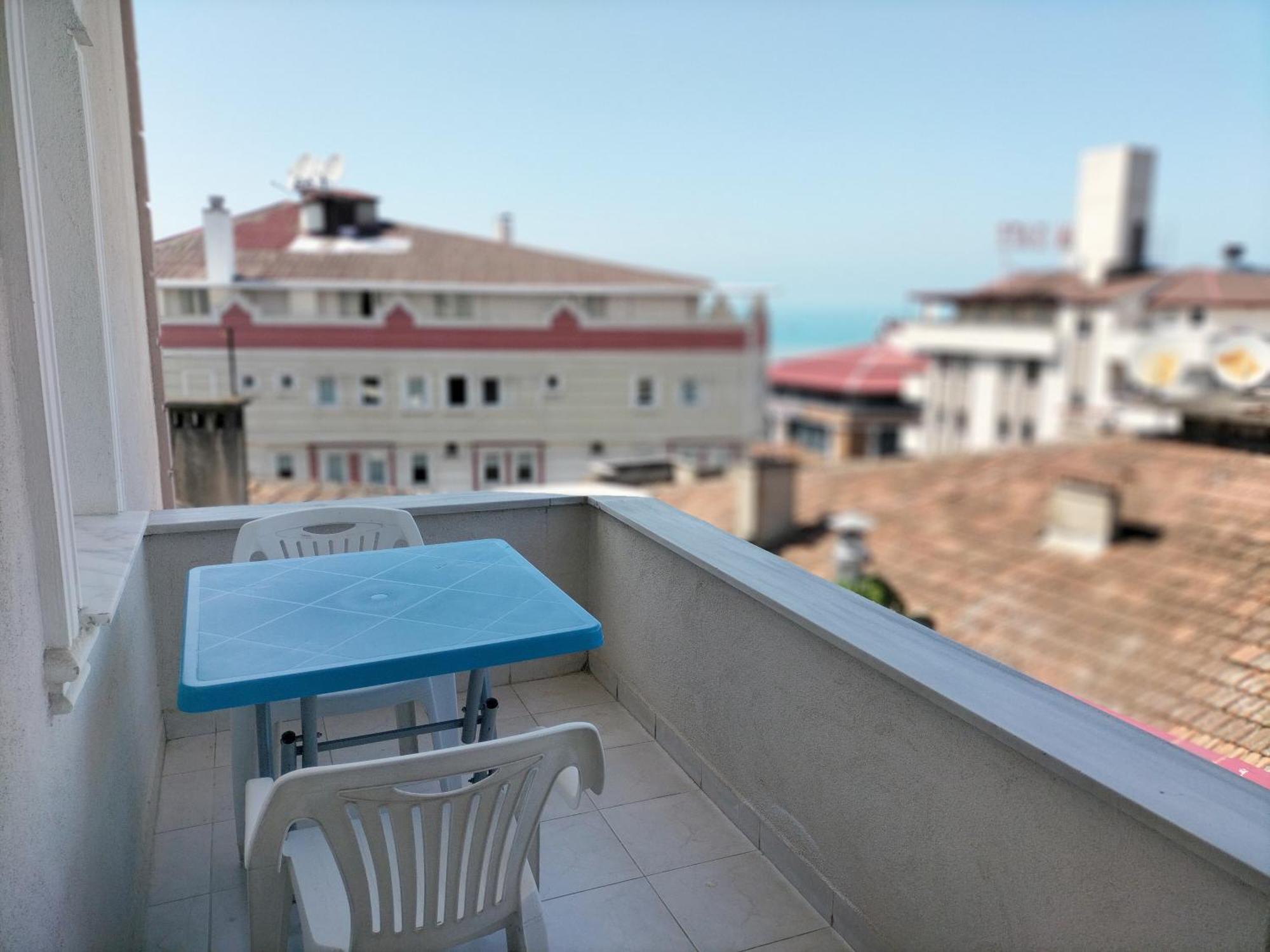 Gueler Central Apartment Трабзон Екстериор снимка