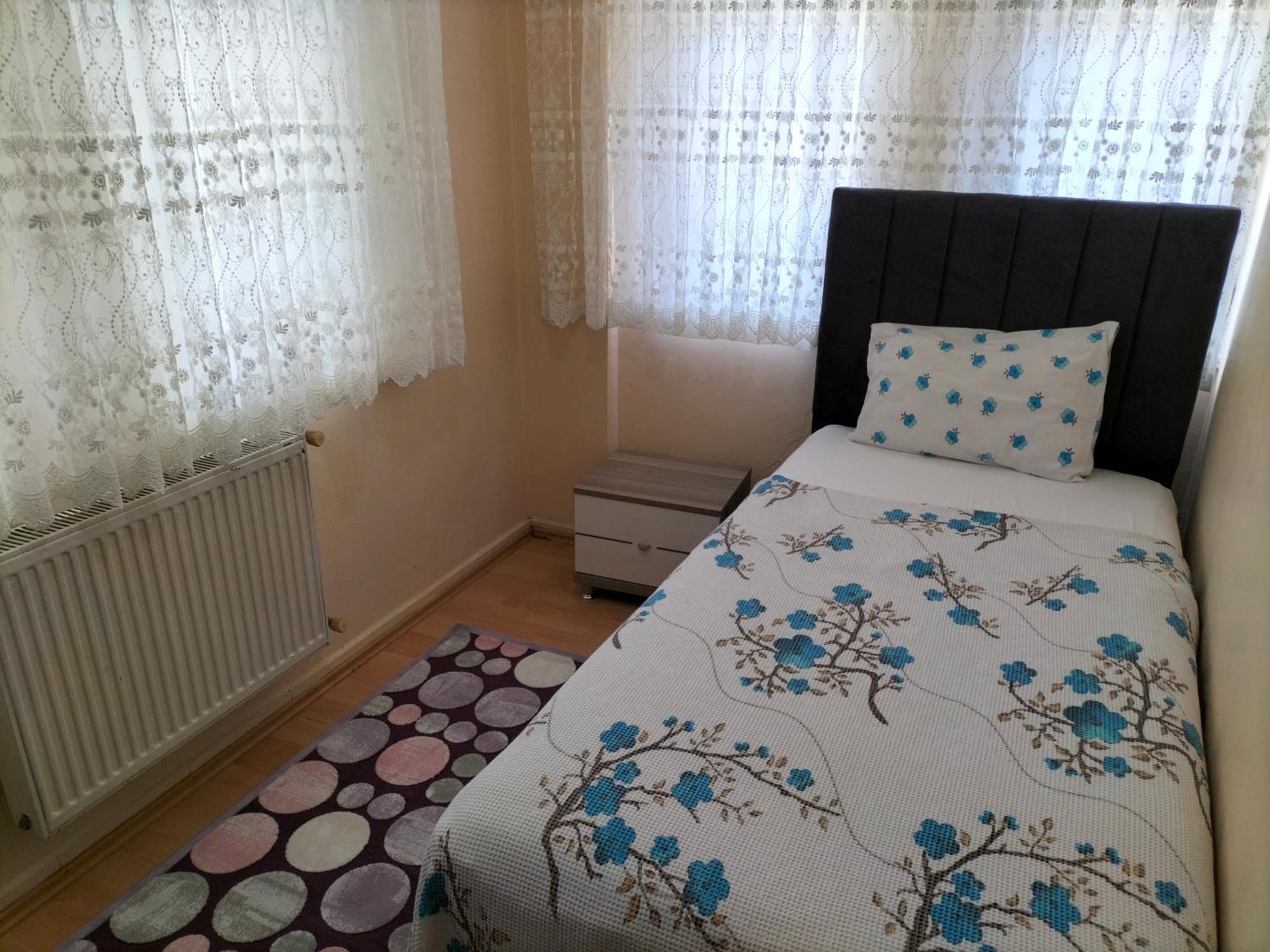 Gueler Central Apartment Трабзон Екстериор снимка